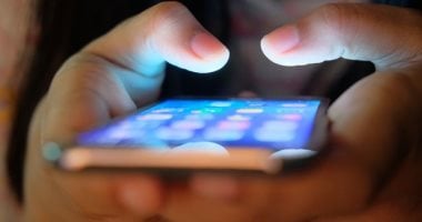 الهواتف الذكية بدون شاشات: هل سننتقل إلى الأجهزة القابلة للارتداء؟