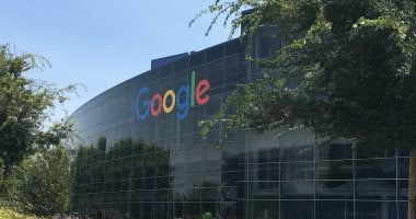 وضع الذكاء الاصطناعي من جوجل متاح على نطاق أوسع ويضيف ميزة البحث داخل الصور