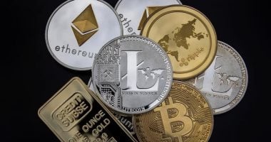 بتكوين يستقر وسط تحسن طفيف في شهية المخاطرة وتوتر مستمر بسبب الحرب التجارية